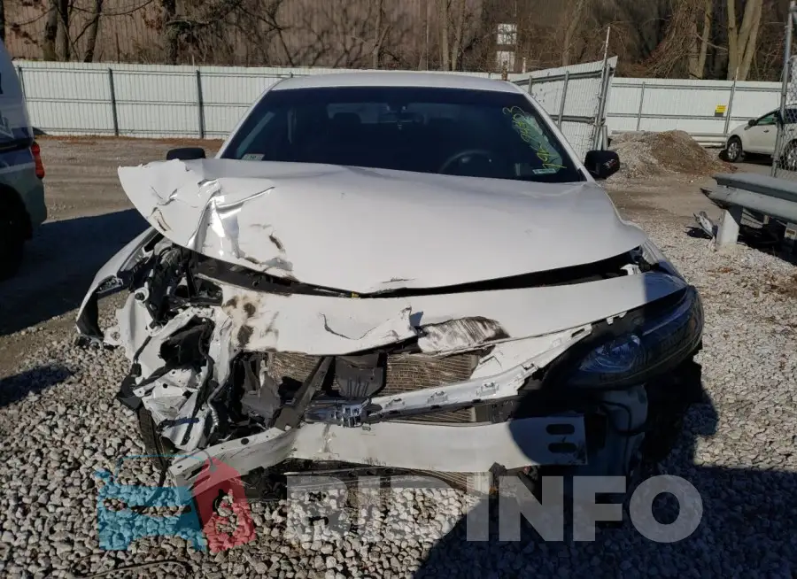 1G1ZB5ST5LF154607 Photo# 5
