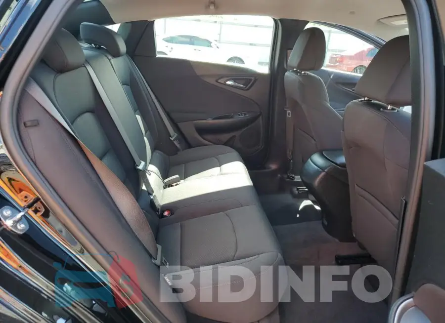 1G1ZG5ST6NF211241 Photo# 10