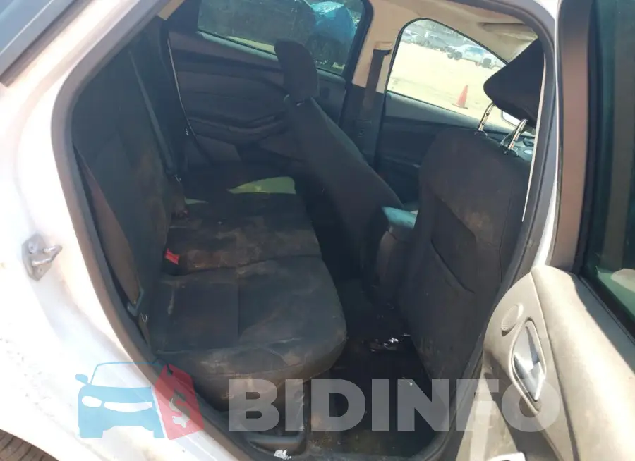 1FADP3M20HL229742 Photo# 10