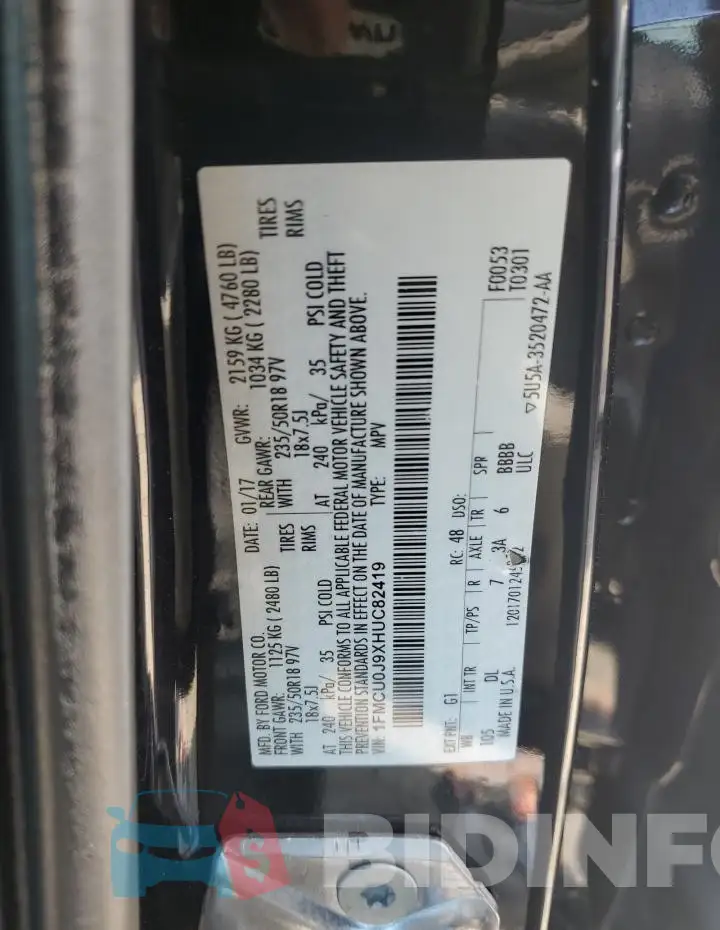 1FMCU0J9XHUC82419 Photo# 13