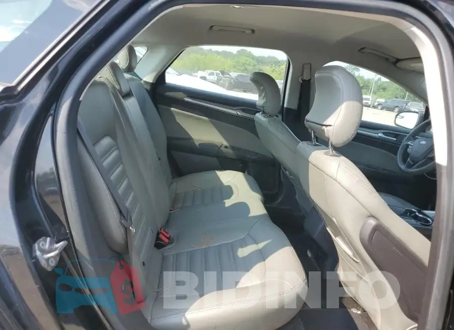3FA6P0G79FR175595 Photo# 10
