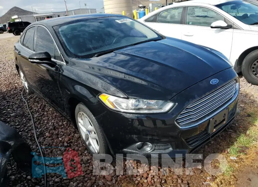 3FA6P0HDXGR396855 Photo# 4