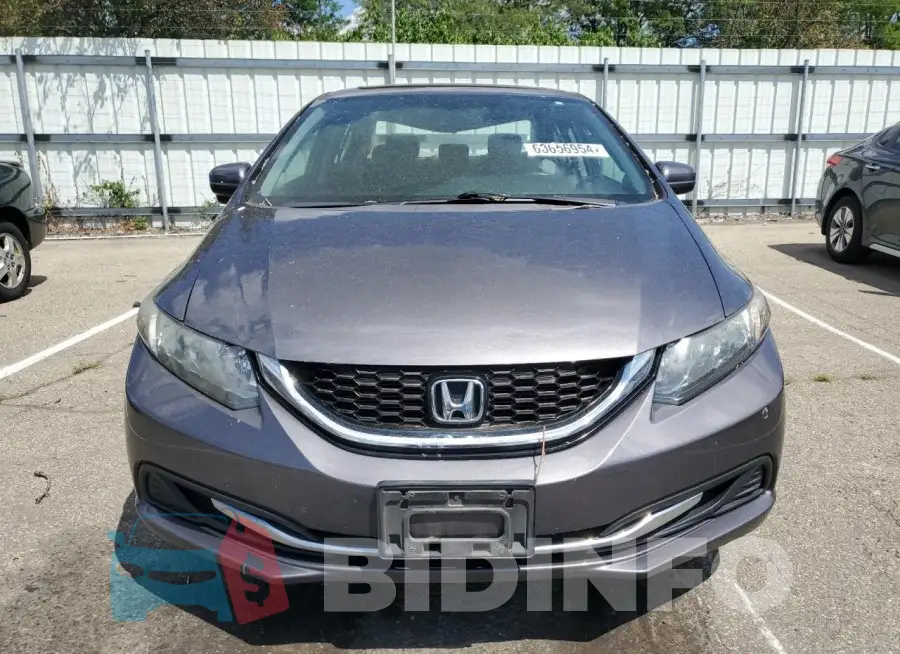 19XFB2F88FE027587 Photo# 5
