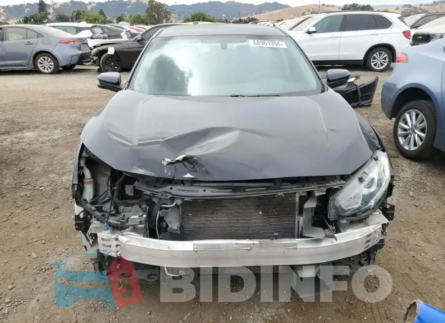 19XFC2F76HE201373 Photo# 5