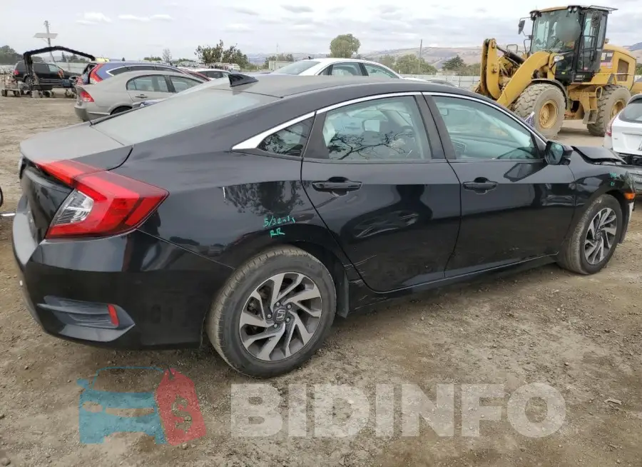 19XFC2F76HE201373 Photo# 3