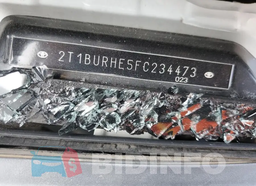 2T1BURHE5FC234473 Photo# 12