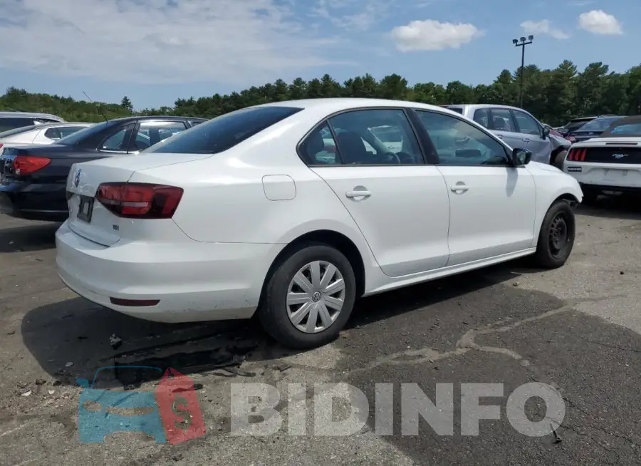 3VW267AJ0GM376872 Photo# 3