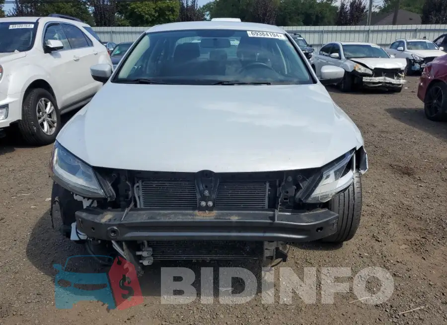 3VW2B7AJ9HM278775 Photo# 5