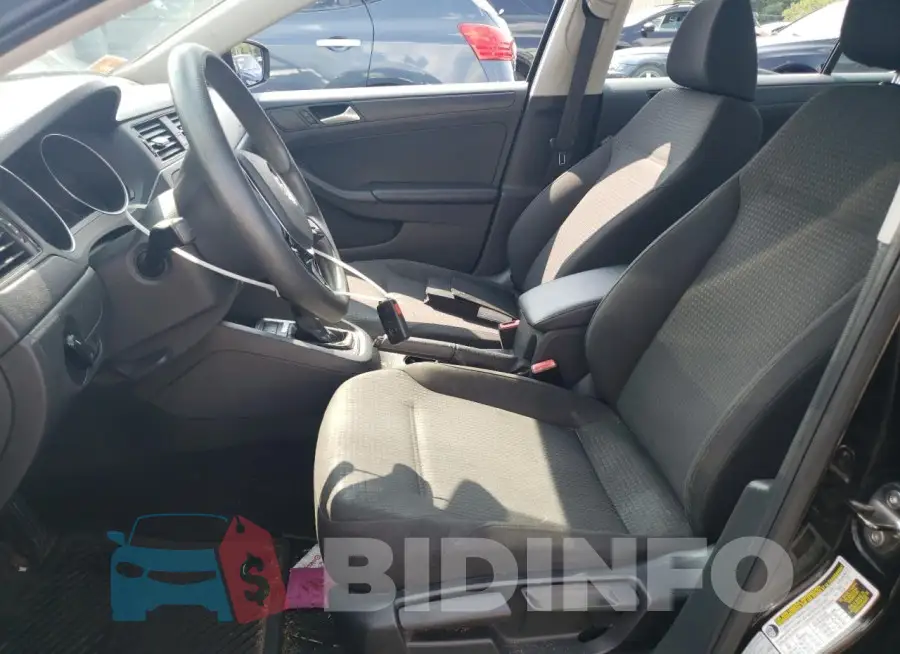3VW2K7AJ8FM201988 Photo# 7