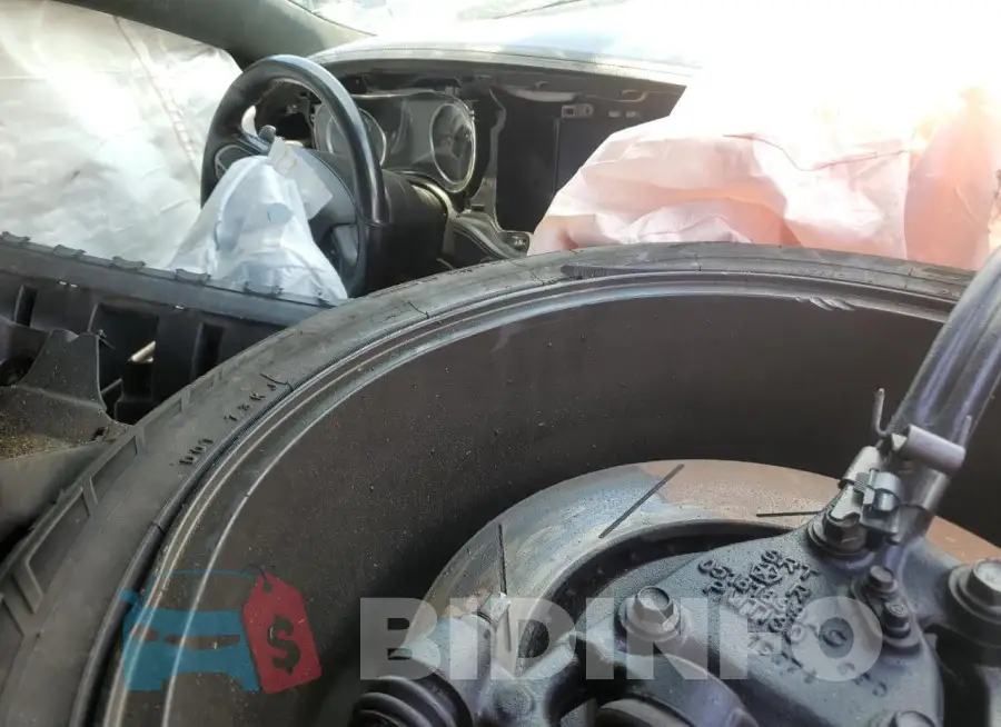 2C3CDXGJ2KH647138 Photo# 8