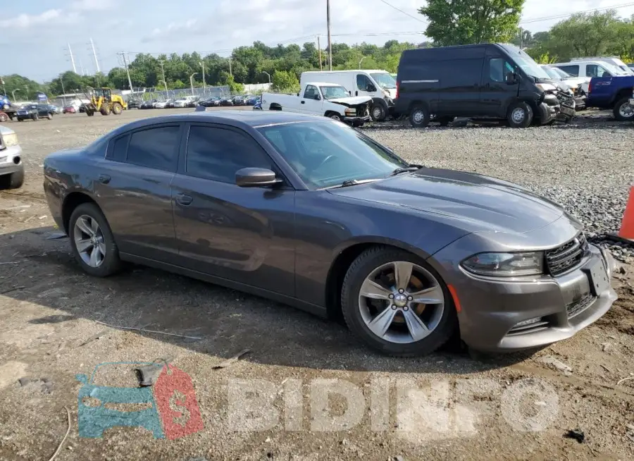 2C3CDXHG4GH174580 Photo# 4