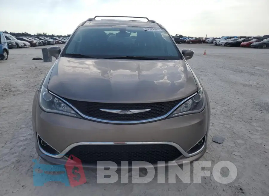 2C4RC1EG7HR803707 Photo# 5