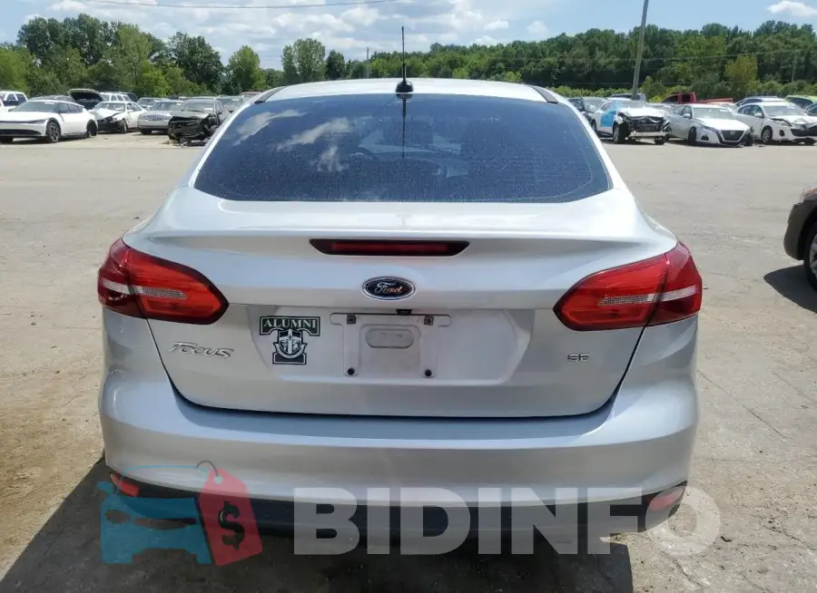1FADP3F22JL313113 Photo# 6