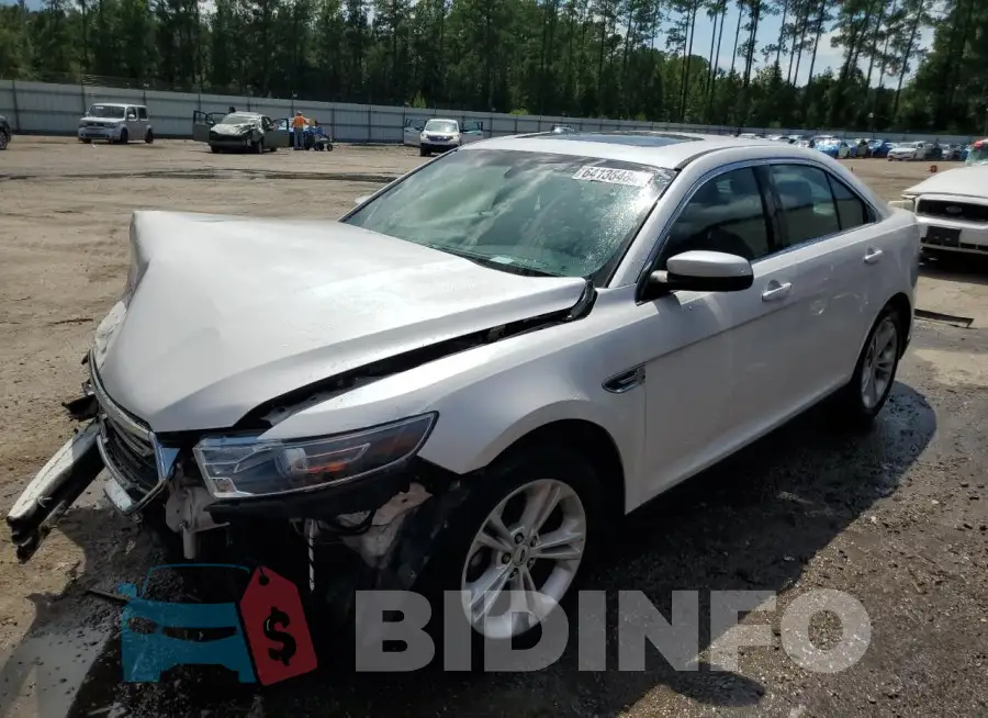 1FAHP2E82FG148276 Photo# 1