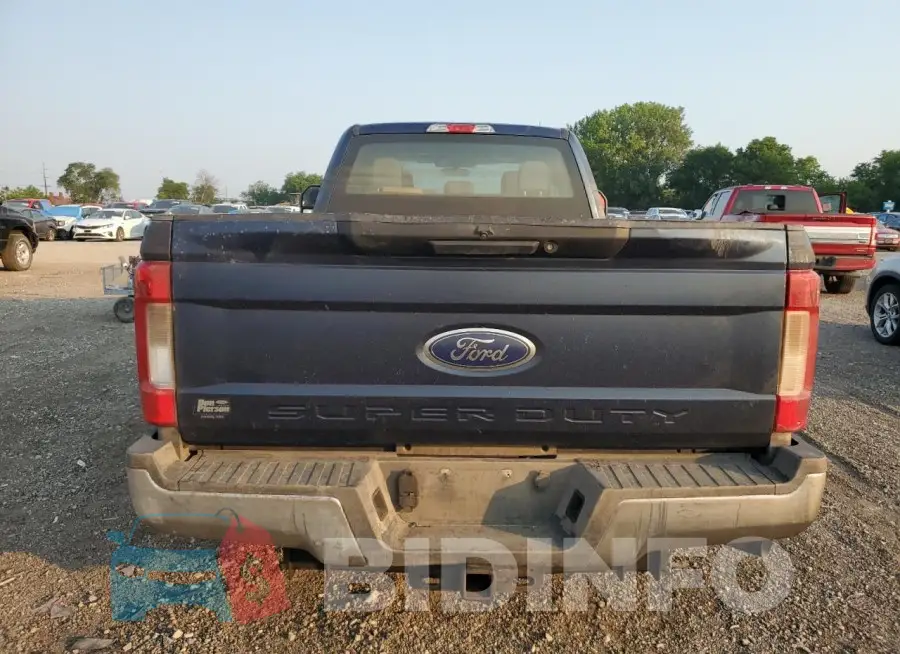 1FT7X2A61JEB10603 Photo# 6