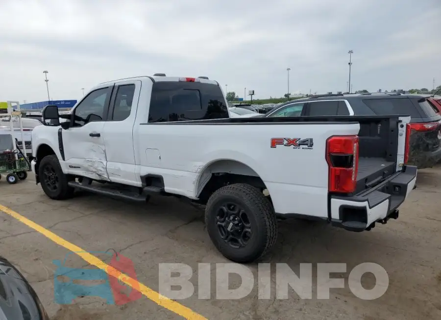 1FT8X3BT8PED93007 Photo# 2