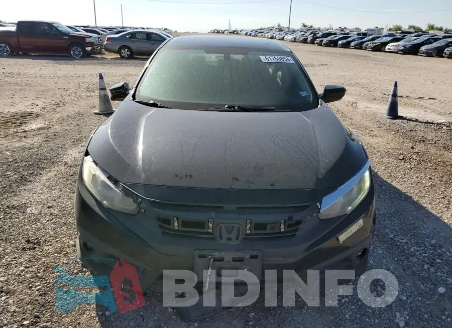 19XFC1F30HE029042 Photo# 5