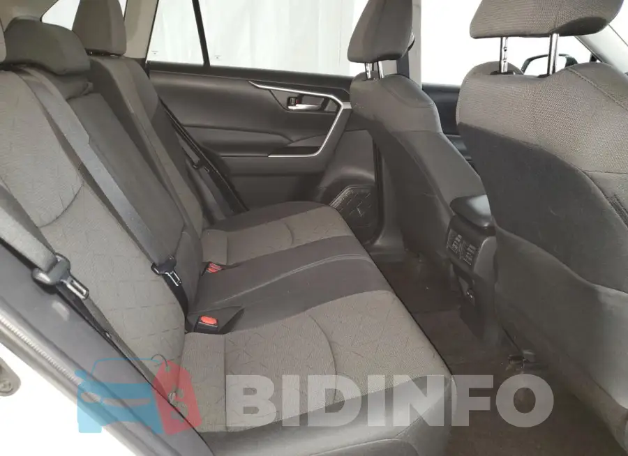 2T3P1RFV6PW368191 Photo# 11