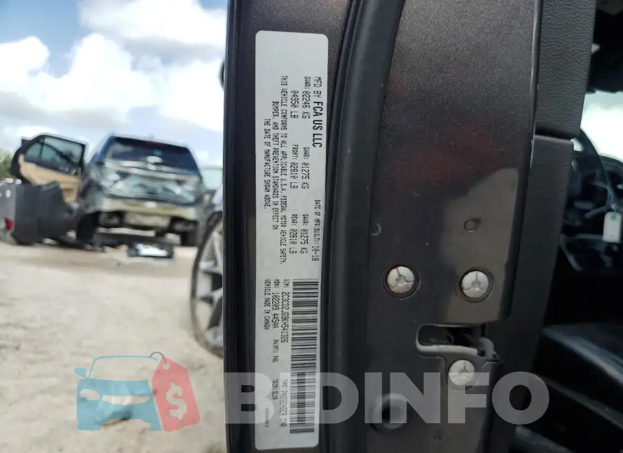2C3CDZJG9KH541326 Photo# 12