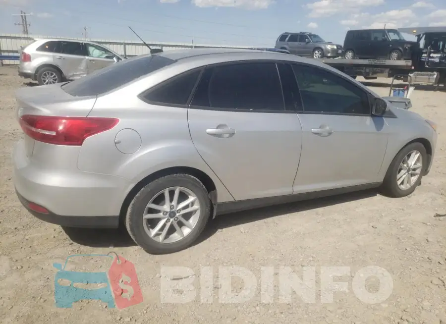 1FADP3F24JL272676 Photo# 3