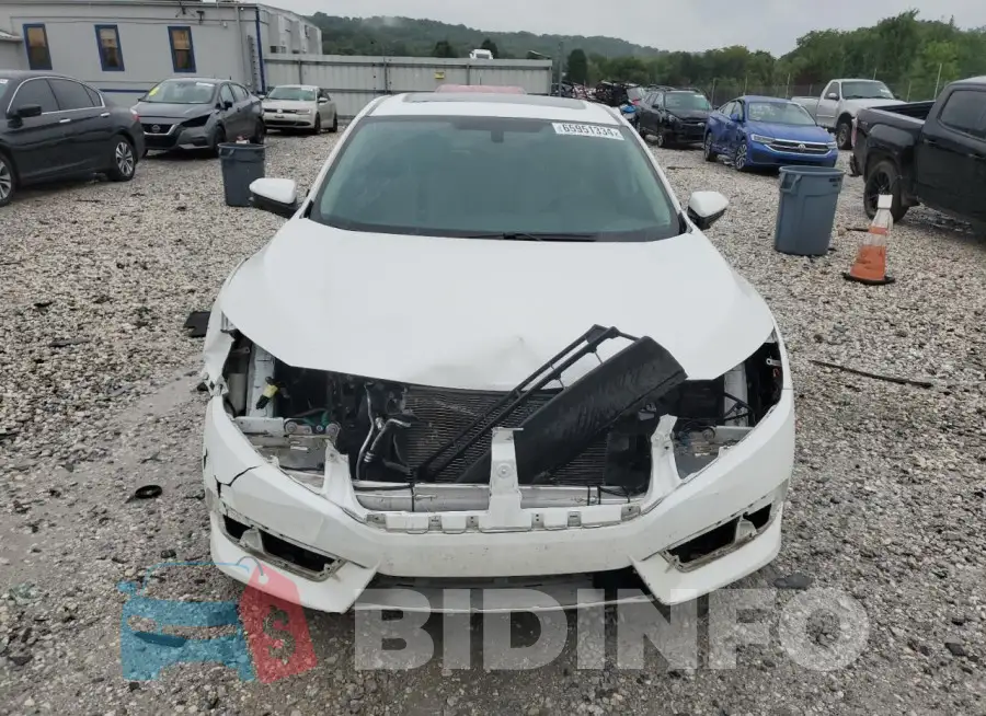 19XFC2F74HE014780 Photo# 5