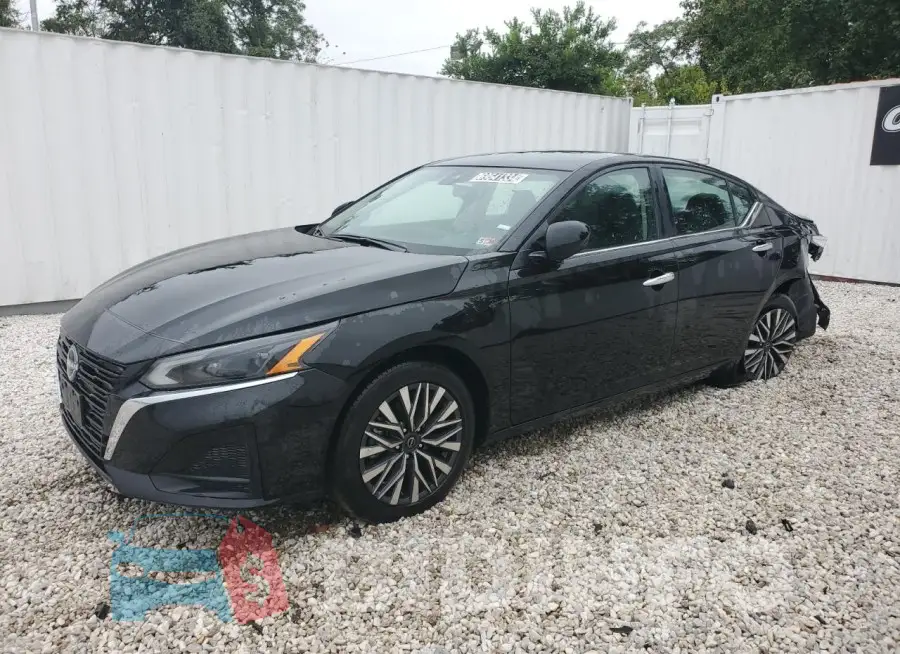 1N4BL4DV4PN390259 Photo# 1