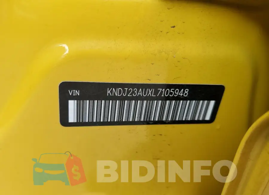 KNDJ23AUXL7105948 Photo# 12
