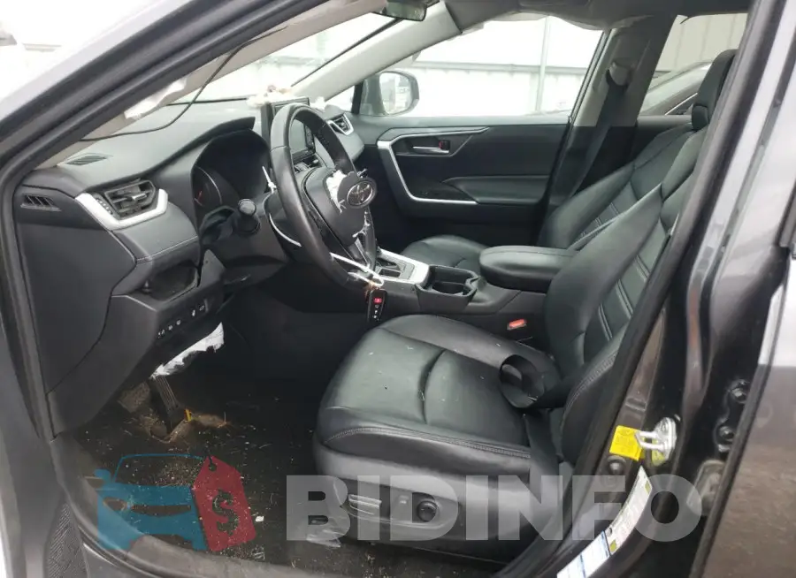 2T3A1RFV4MC212525 Photo# 7