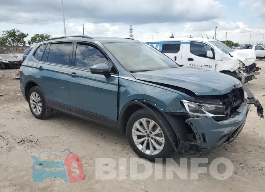 3VV1B7AX2KM110634 Photo# 4
