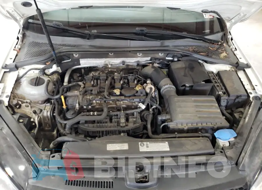 3VW5T7AUXHM052524 Photo# 11