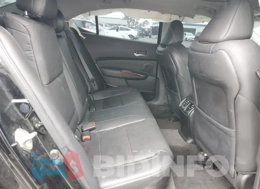 19UUB2F75GA011674 Photo# 10