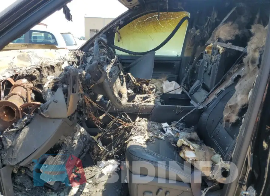 1GT120E81FF664147 Photo# 7