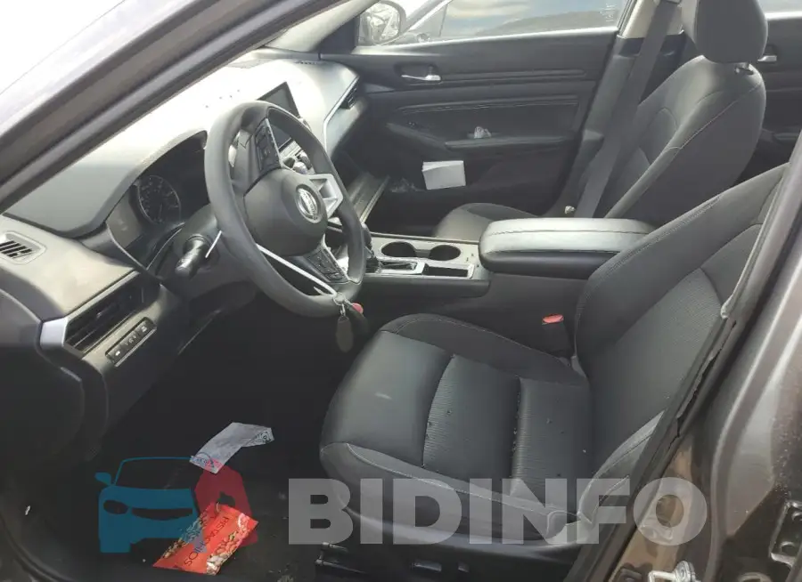 1N4BL4BV1KC136239 Photo# 7