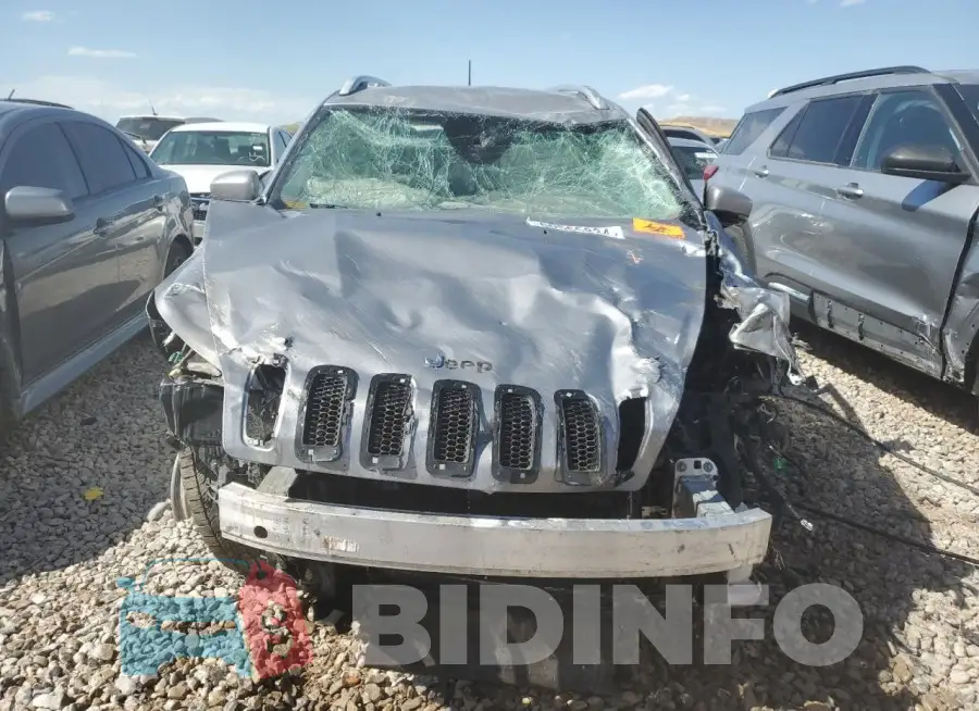 1C4PJMDB9GW225524 Photo# 5