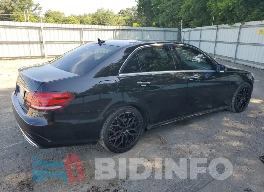 WDDHF5KB2FB100911 Photo# 3