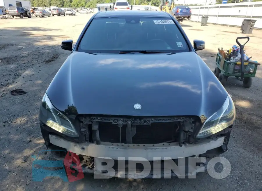 WDDHF5KB2FB100911 Photo# 5