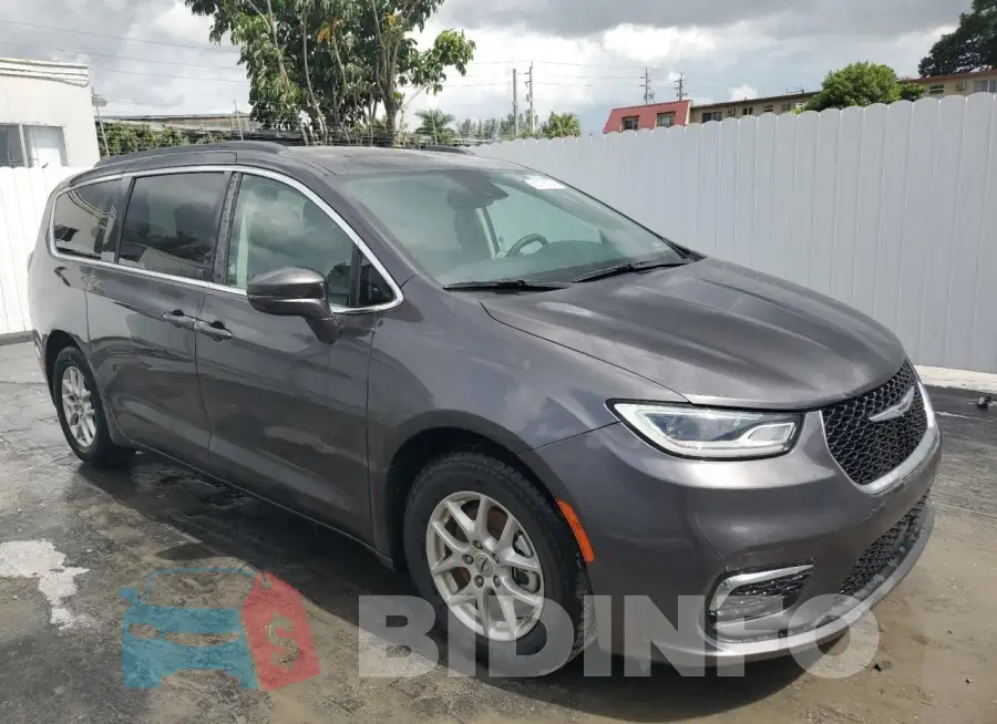 2C4RC1BG6NR132353 Photo# 4