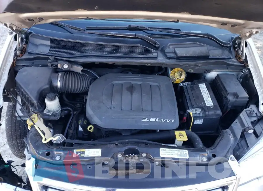 2C4RC1CGXFR741624 Photo# 12