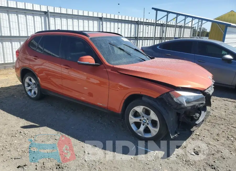 WBAVM1C58FV498710 Photo# 4