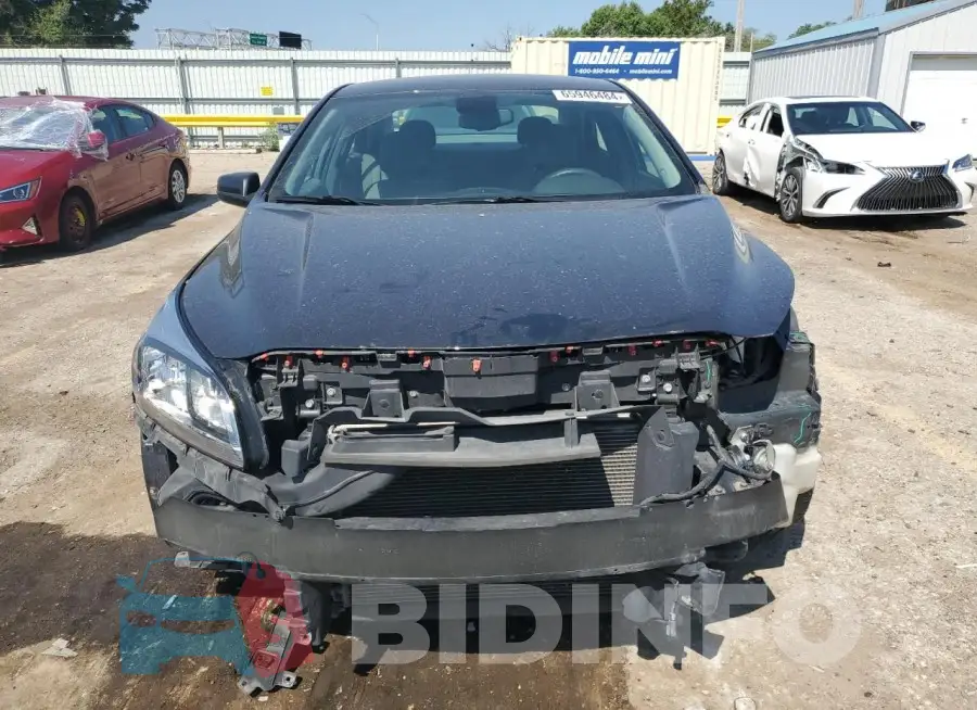 1G11B5SL1FF335768 Photo# 5