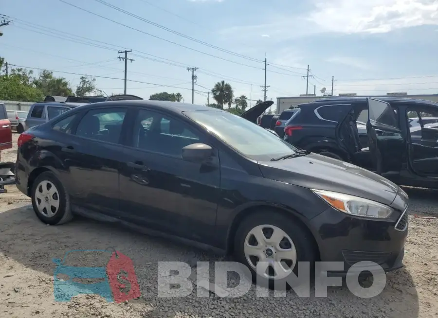 1FADP3E24HL322794 Photo# 4