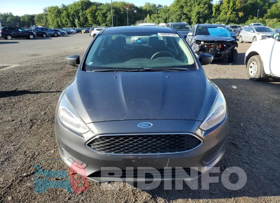 1FADP3E26GL210299 Photo# 5