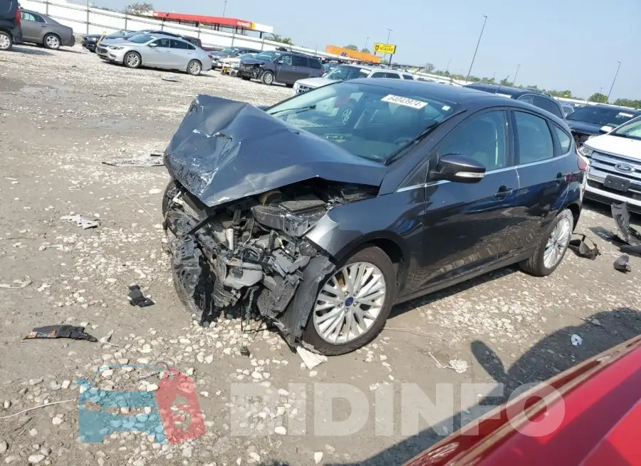 1FADP3N23HL334175 Photo# 1