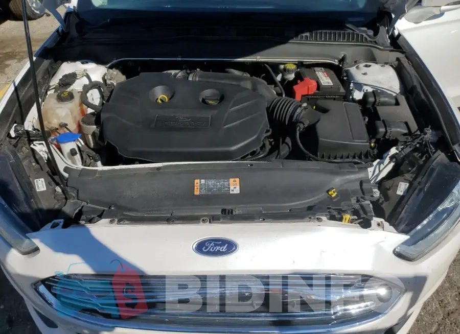 3FA6P0T92GR267382 Photo# 11