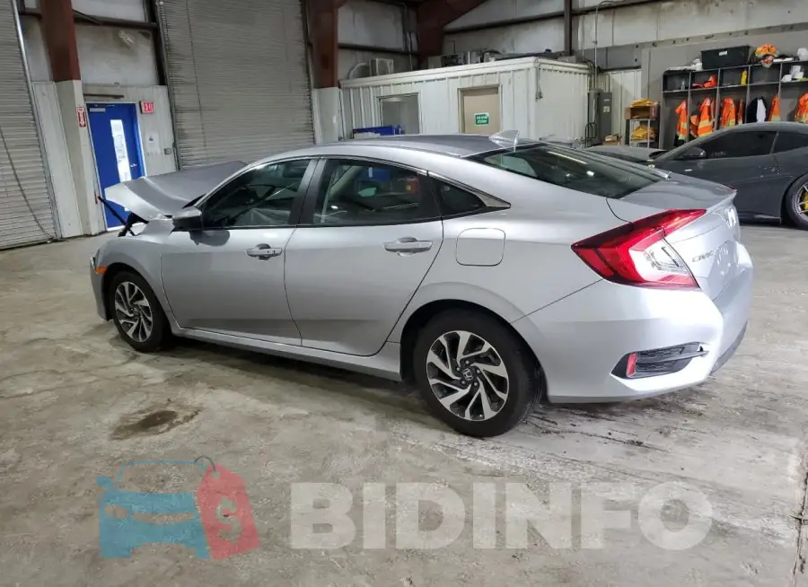19XFC2F78HE228803 Photo# 2