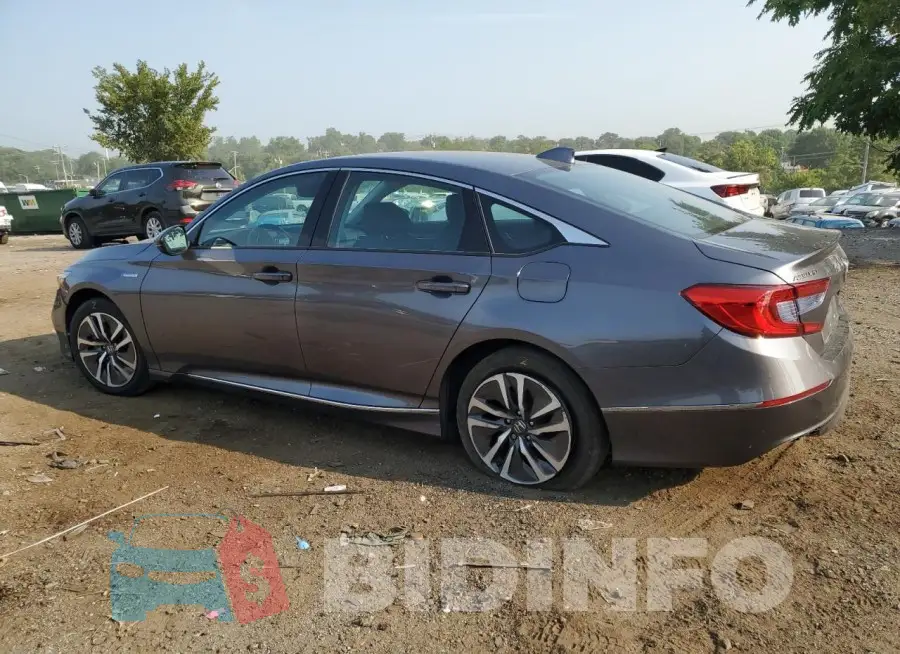 1HGCV3F55JA015027 Photo# 2