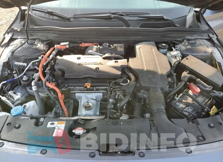 1HGCV3F55JA015027 Photo# 11