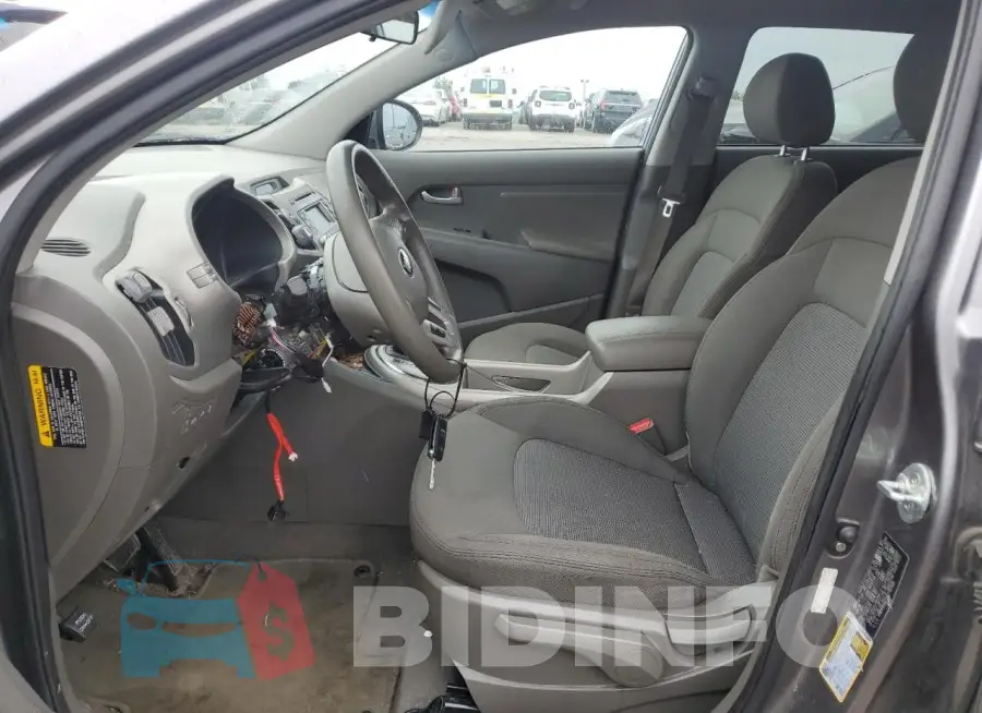 KNDPB3AC7F7787631 Photo# 7