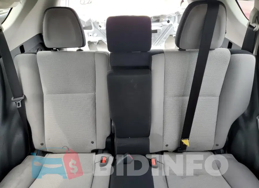 JTMRFREV1JD252381 Photo# 10