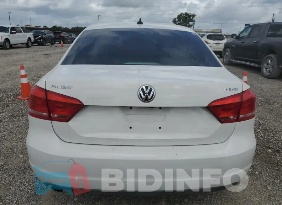 1VWBS7A35FC014324 Photo# 6